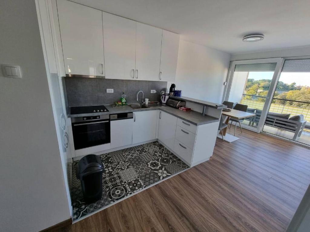 Sea View Balcony And Parking Διαμέρισμα Ζαντάρ Εξωτερικό φωτογραφία